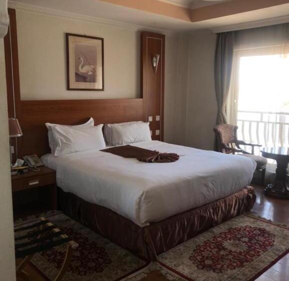 آپارتمان 2 خوابه, Emmad Furnished