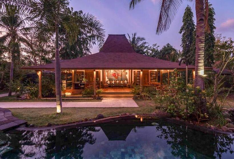 ویلای 3 خوابه با استخر, Kuno Villas