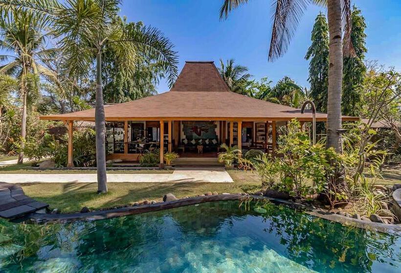 ویلای 3 خوابه با استخر, Kuno Villas