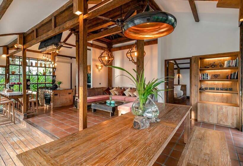ویلای 2 خوابه, Kuno Villas