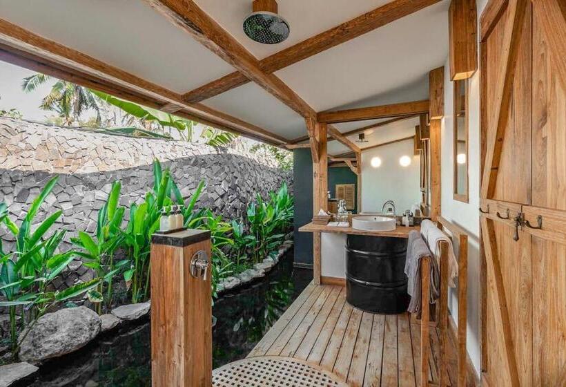 ویلای 3 خوابه با استخر, Kuno Villas