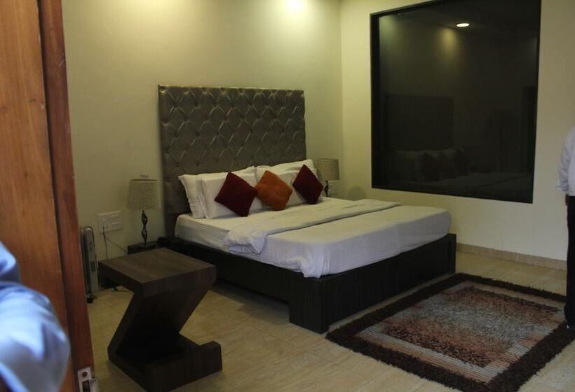 اتاق لوکس, Mohan Continental