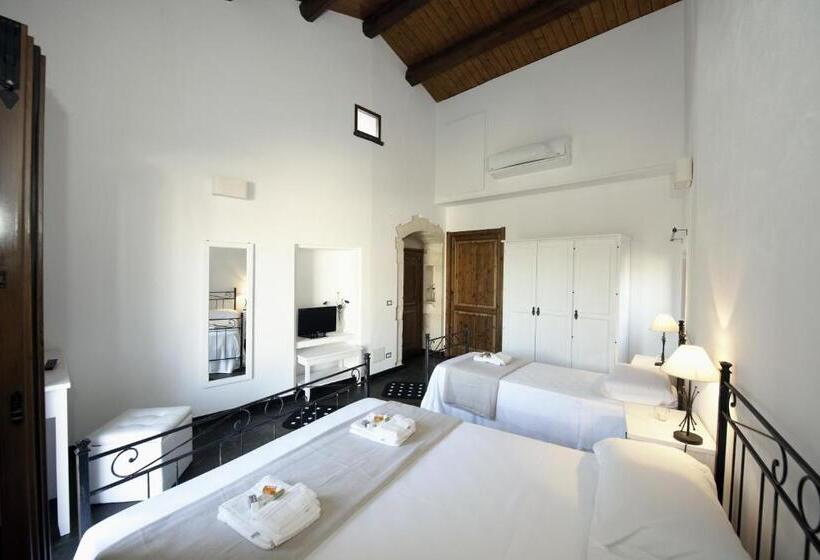 اتاق استاندارد سه نفره, La Casa Di Matilde