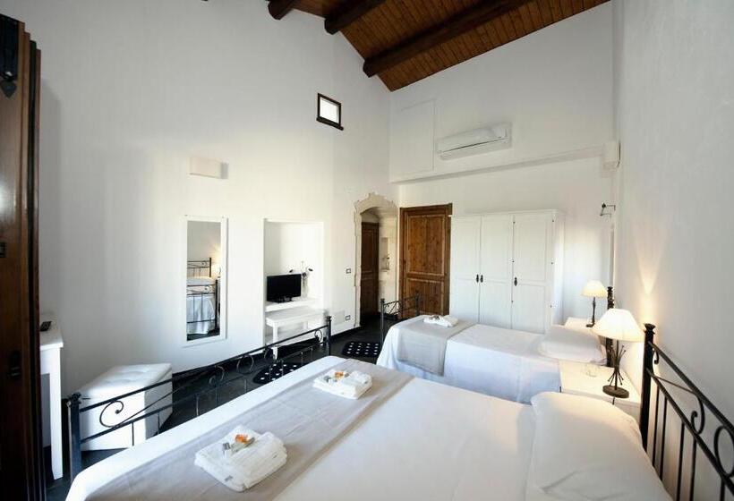 اتاق استاندارد سه نفره, La Casa Di Matilde