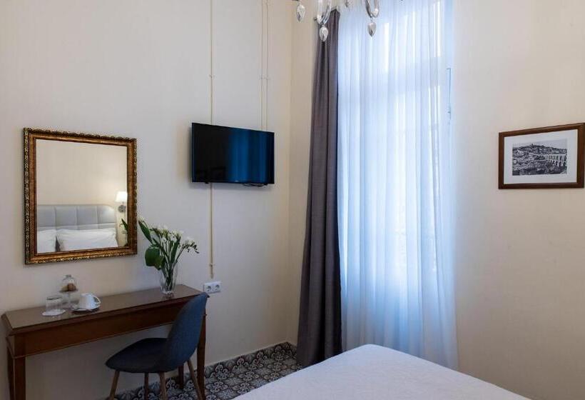 Номер Стандарт, Old Town Inn