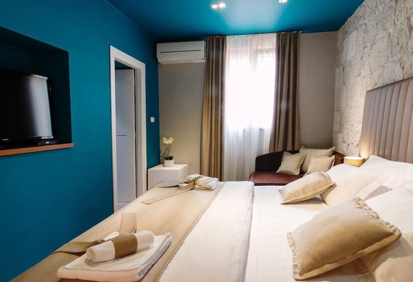 غرفة بريميوم, Riva Luxury Rooms