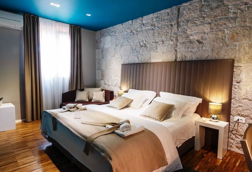 غرفة بريميوم, Riva Luxury Rooms