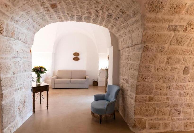 سوییت با چشم‌انداز باغ, Masseria Parco Della Grava