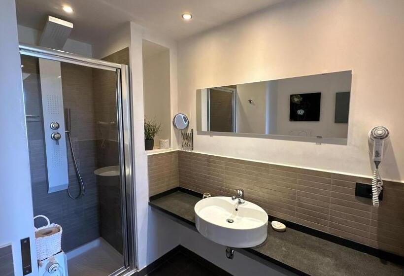 اتاق استاندارد سه نفره, Ottomood B&b And Apartments