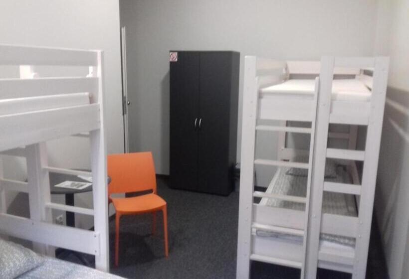 Семейный Номер Совместный Санузел, Hostel Sopot Centrum