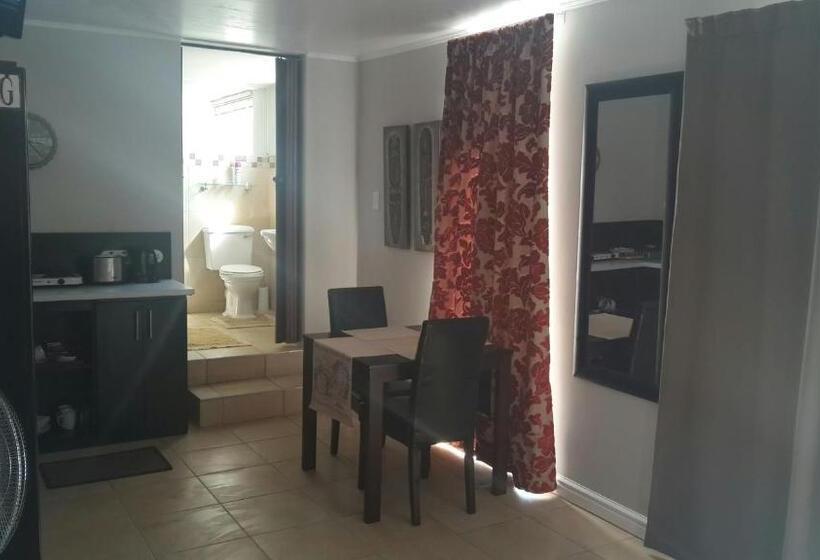 اتاق استاندارد, Beachway Guesthouse