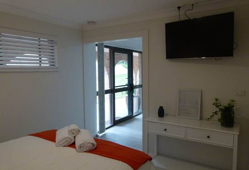 Студия Стандарт, The Sanctuary At Paradise Beach B&b