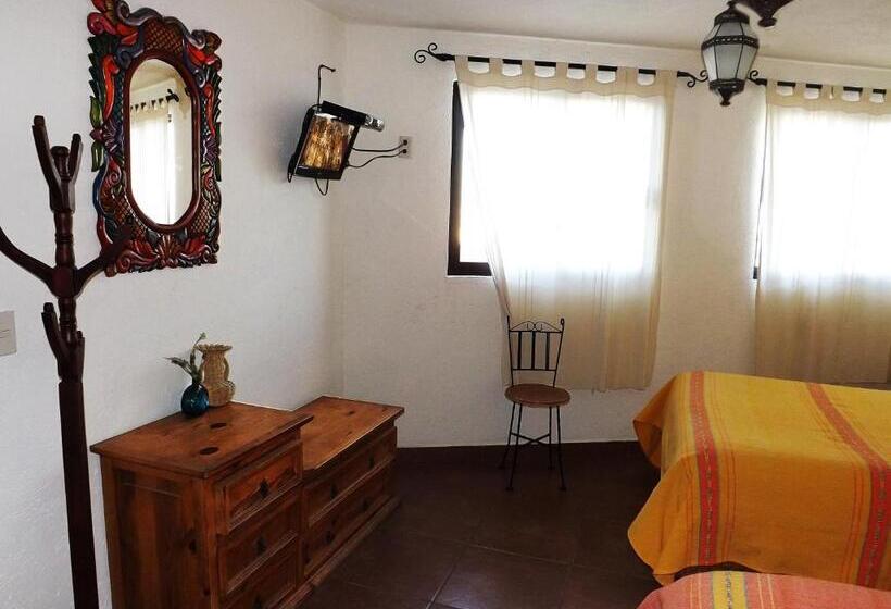 اتاق استاندارد سه نفره, Posada Del Fraile