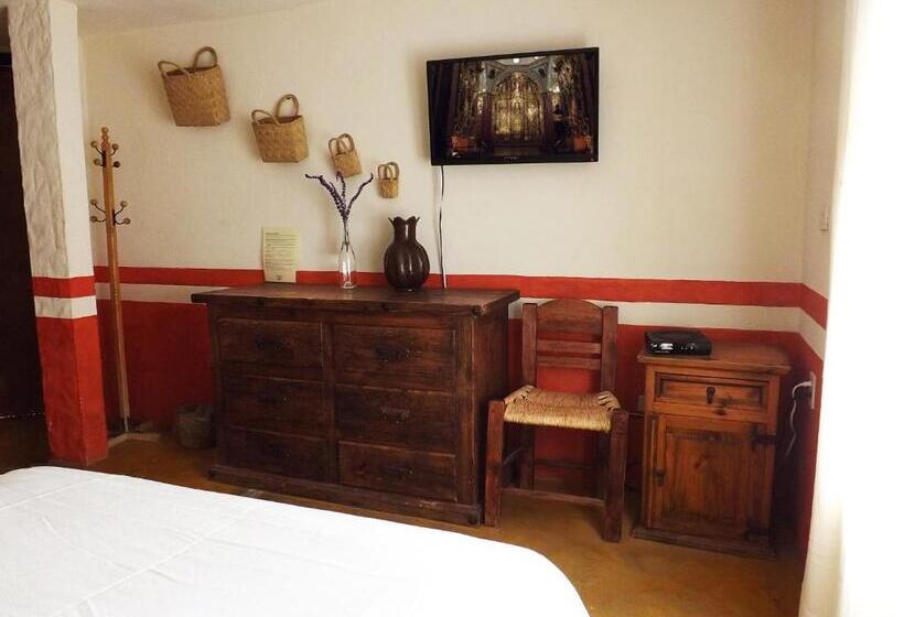اتاق استاندارد چهار تخته, Posada Del Fraile