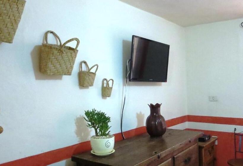 اتاق استاندارد چهار تخته, Posada Del Fraile