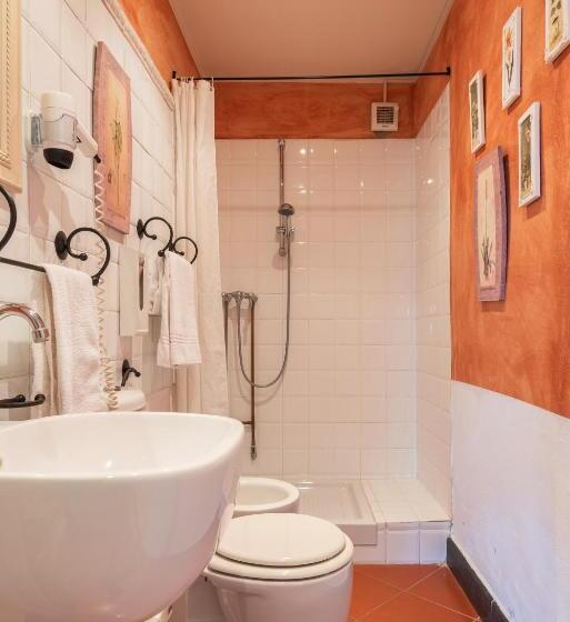 エコノミートリプルルーム, Agriturismo   Collina Toscana Resort