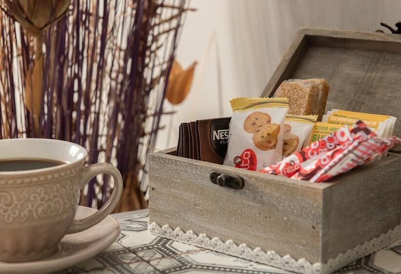اتاق استاندارد, Maravelia S Rooms