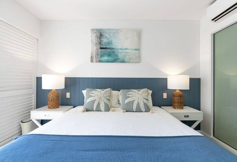 Студио Superior Вид на Бассейн, Elysium Private Apartments At The Beach Club