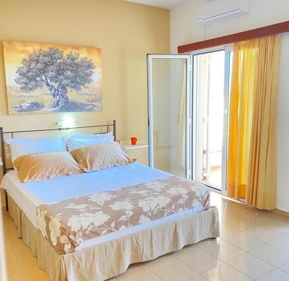 Семейные Апартаменты, Nautica Hotel Apartments