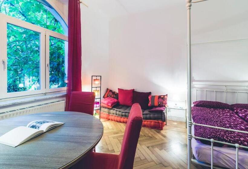 اتاق خانوادگی با سرویس بهداشتی مشترک, Bolzano Rooms