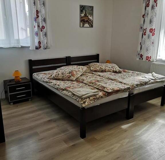 标准间, Ośrodek Wypoczynkowy Nad Stawem   Holiday Resort By The Lake   Erholungsheim Am See   Prázdninový Dů