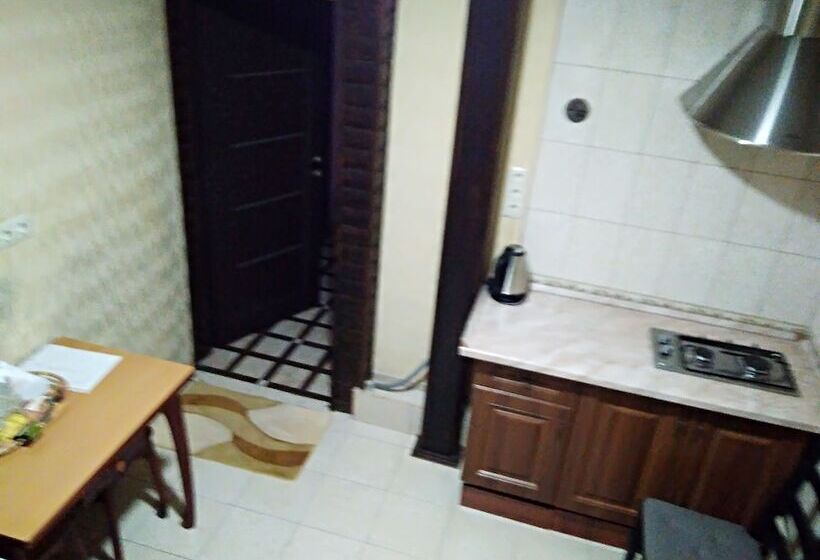 سوئیت خانواده 2 خوابه, Marina
