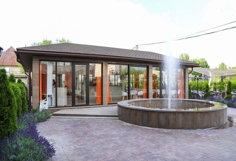 اتاق لوکس, Oasis Residence