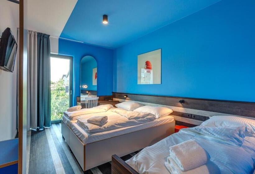 اتاق استاندارد سه نفره, Meininger Hotel Bruxelles Gare Du Midi