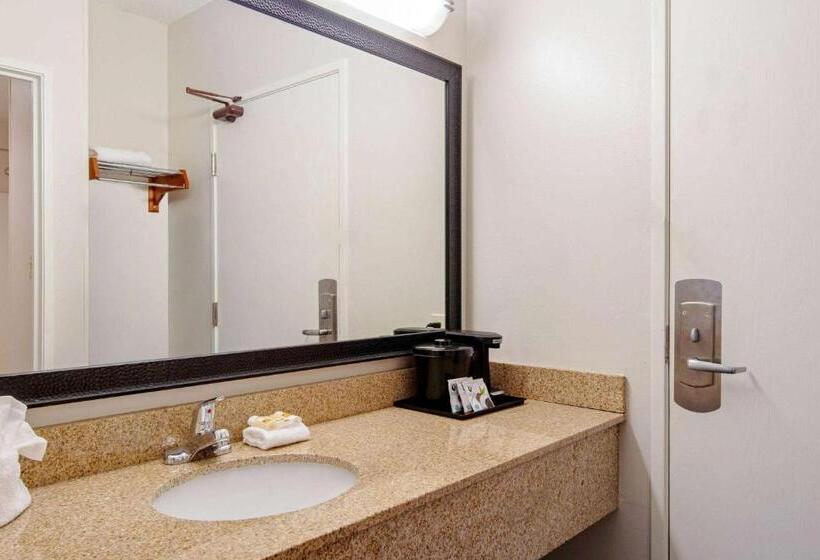 Номер Executive Кровать Кинг, La Quinta By Wyndham Naples East