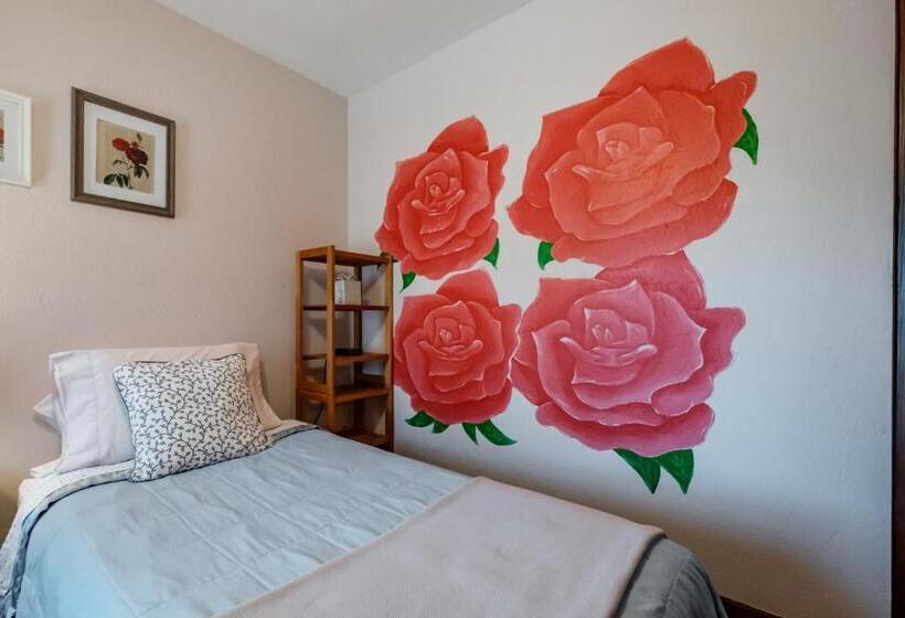 Номер Стандарт Индивидуальный Совместная Ванная, Mamere's Guest House