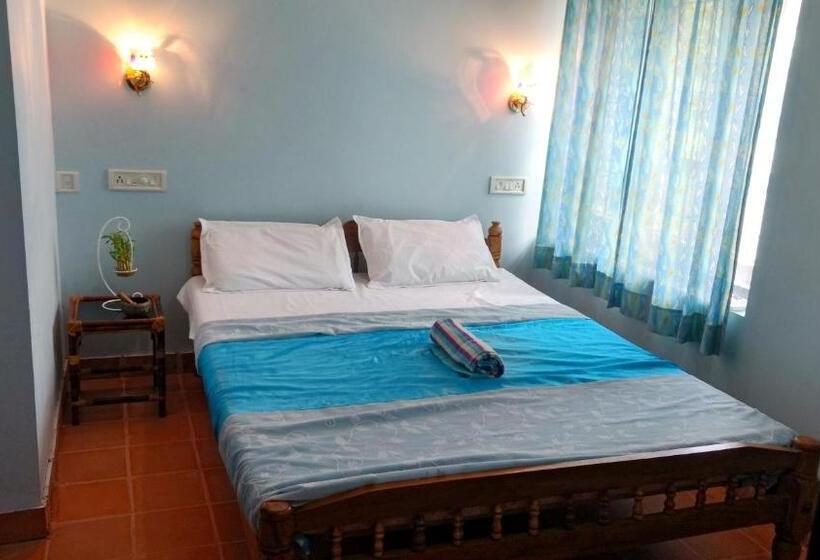 اتاق خانوادگی با چشم‌انداز دریا, Kadalamma Beach Homestay