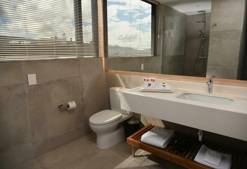 Quarto Estandar, Sabana Park