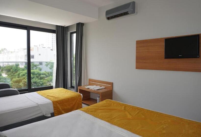 اتاق استاندارد سه نفره, Antalya Ramona