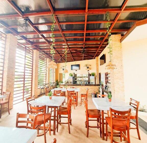 اتاق اکونومی, Softstone Resort