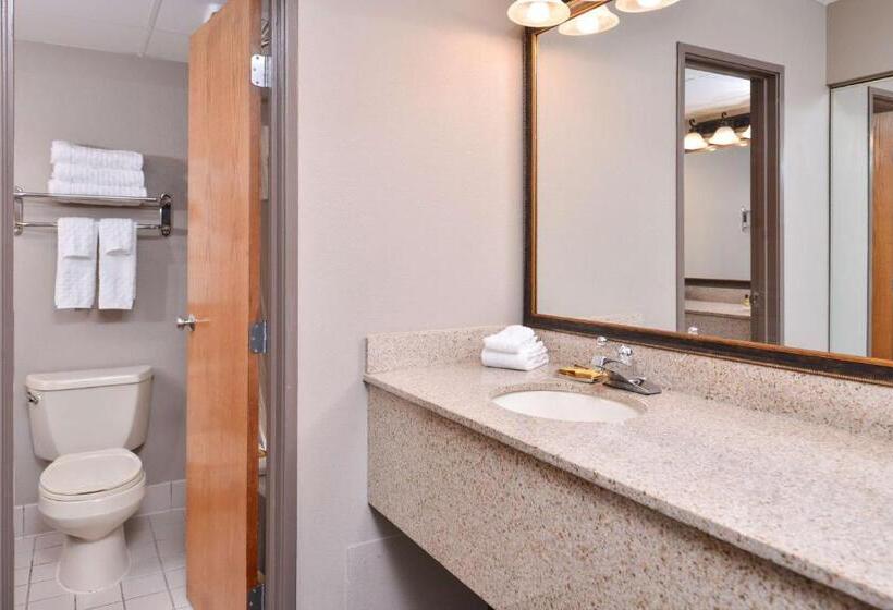 Люкс Повышенной Комфортности, Best Western Plus Kelly Inn