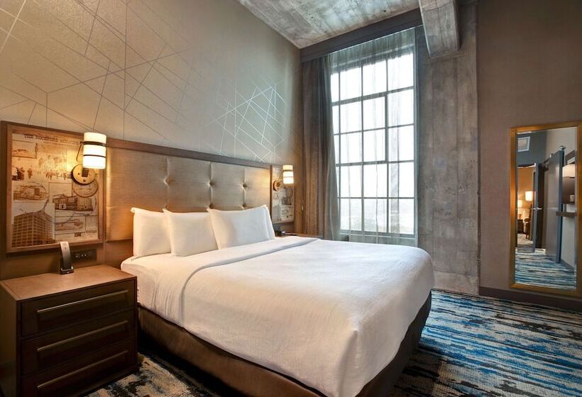 Suite Tilpasset til Handicappede, Embassy Suites By Hilton Rockford Riverfront