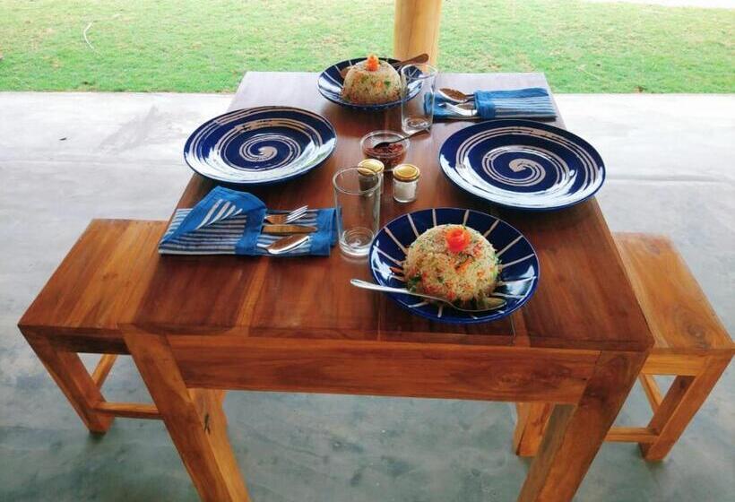 اتاق استاندارد با چشم‌انداز دریا, Whisky Point Resort