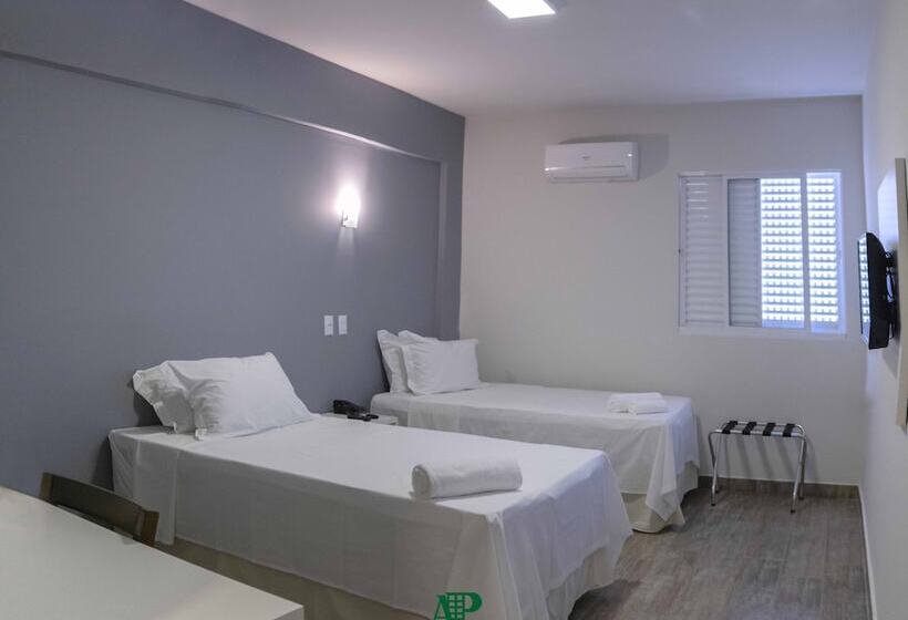 Номер Стандарт, Avenida Park Hotel   Iturama