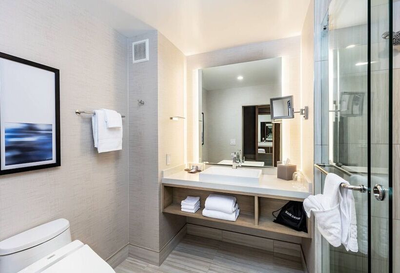 스위트, Courtyard By Marriott Los Angeles Monterey Park