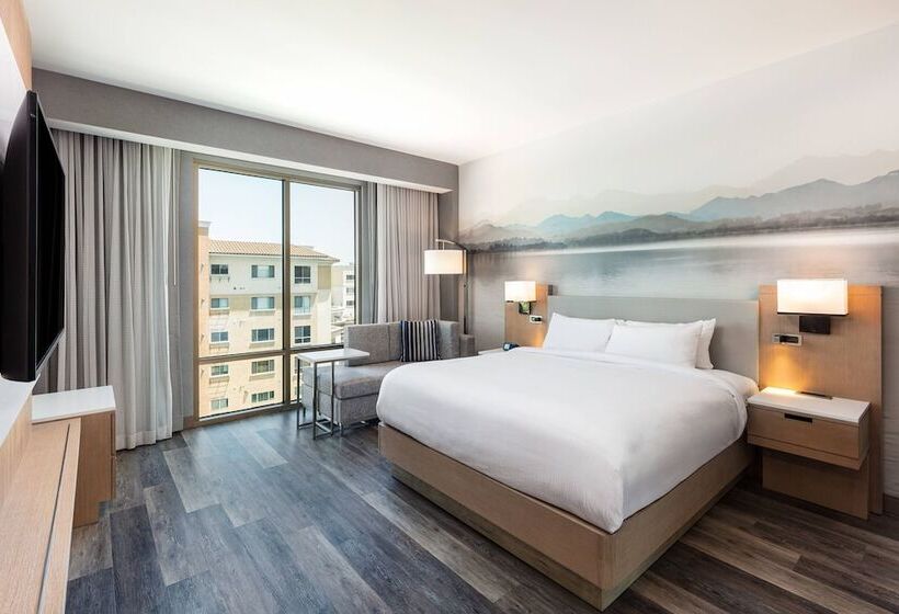 스위트, Courtyard By Marriott Los Angeles Monterey Park