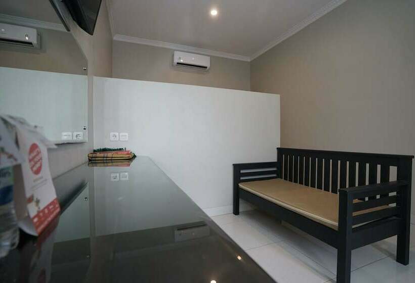 اتاق لوکس, Oyo 1253 Wismakito Syariah