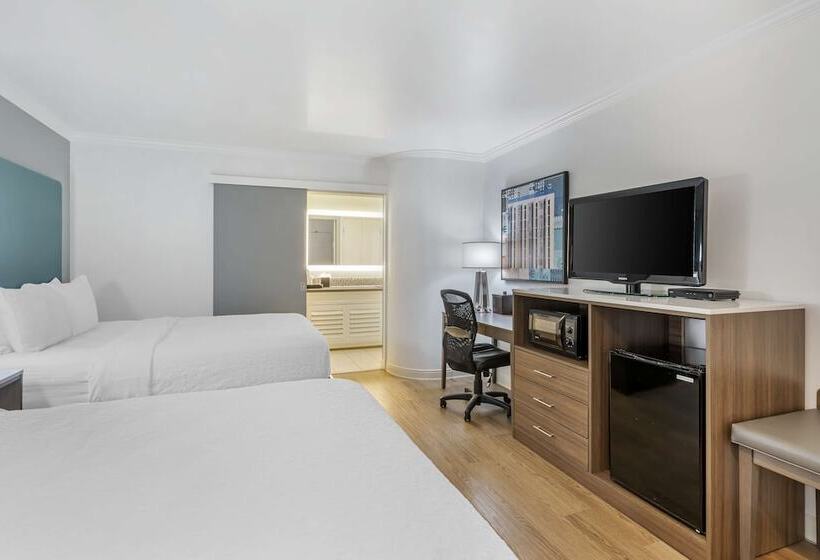 Номер Стандарт 2 Двуспальные Кровати, Best Western Plus Riviera
