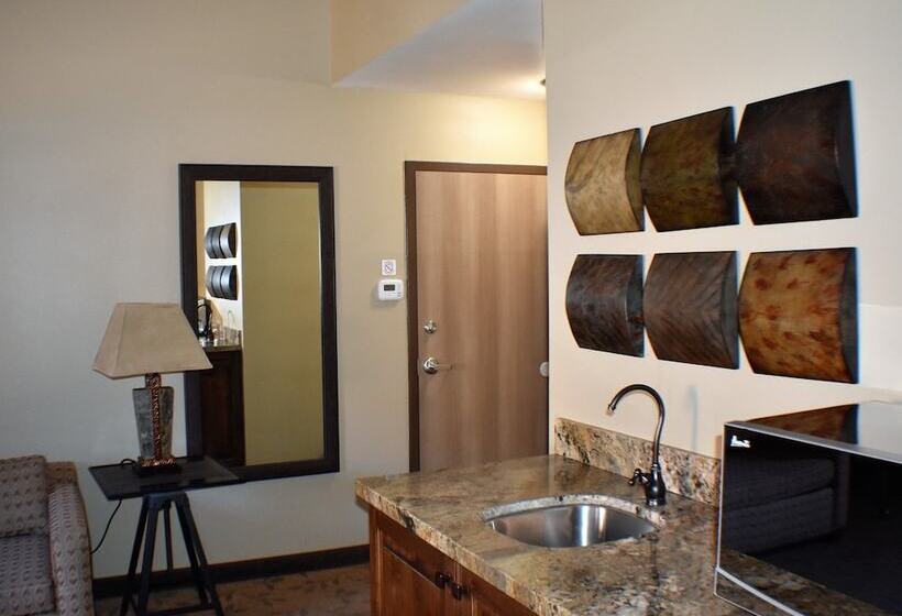 Люкс, Holiday Inn Express Springdale   Zion National Park Area, An Ihg