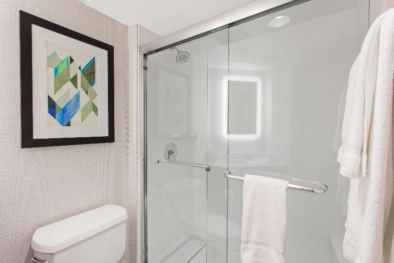 带大床的标准间, Holiday Inn Express West Los Angeles, An Ihg