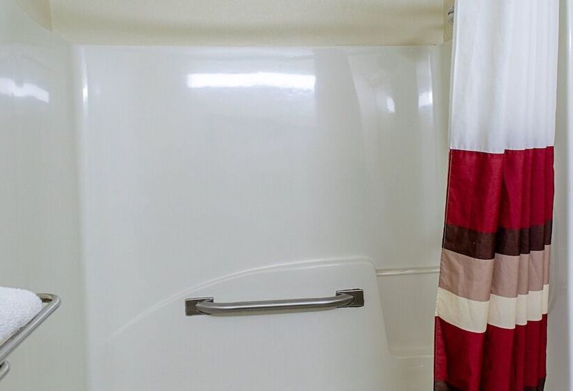 Номер Deluxe, Red Roof Inn & Suites Middletown  Franklin