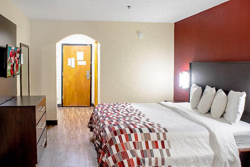 Номер Superior Кровать Кинг, Red Roof Inn & Suites Middletown  Franklin