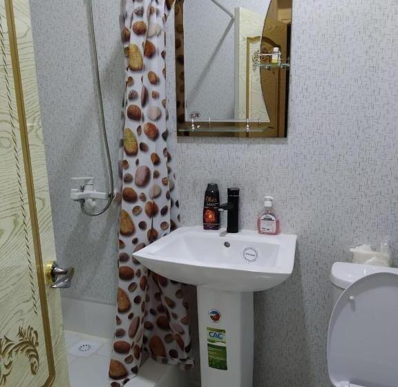 اتاق استاندارد, Family Guest House   Friends J