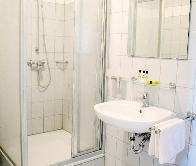 Номер Стандарт, Wallfahrts Gaststätte Heilbrünnl