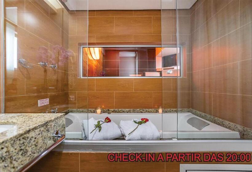 سوئیت با وان آب گرم, Motel Porto Dos Casais