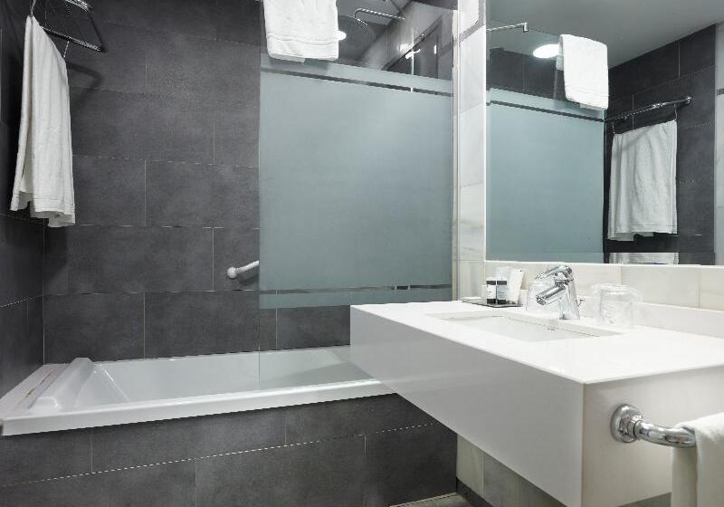 اتاق لوکس سه تخته, Rest And Comfort Boutique